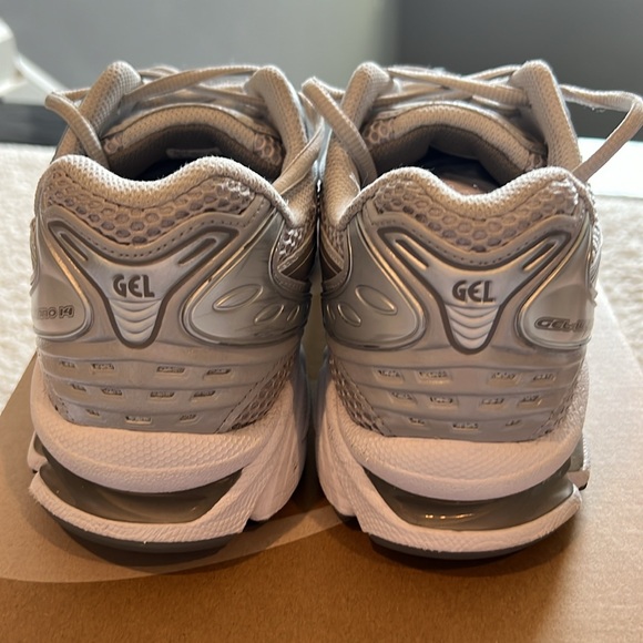 SOLD - Gel Kayano 14 - Picture 4 of 8